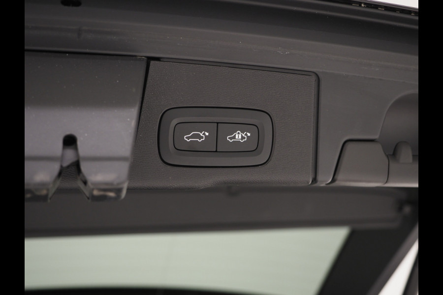 Volvo XC60 2.0 T8 AWD Polestar Engineered Long Range | Panoramadak | Harman/Kardon | Pilot Assist | 360 | Keyless | Carplay