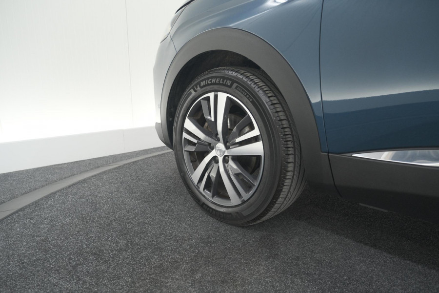 Peugeot 3008 PureTech 130 Allure Pack Business | Camera | Elektrische Kofferklep | Dodehoekdetectie | Apple Carplay