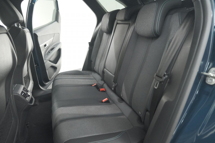 Peugeot 3008 PureTech 130 Allure Pack Business | Camera | Elektrische Kofferklep | Dodehoekdetectie | Apple Carplay