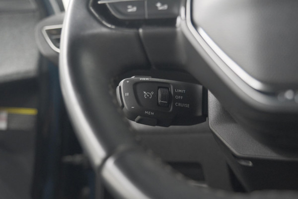 Peugeot 3008 PureTech 130 Allure Pack Business | Camera | Elektrische Kofferklep | Dodehoekdetectie | Apple Carplay