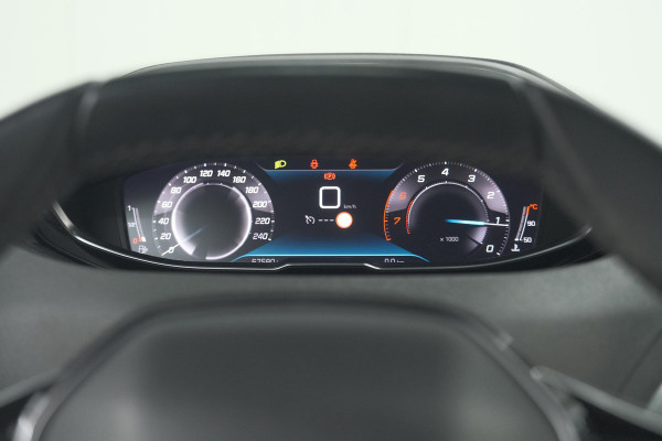 Peugeot 3008 PureTech 130 Allure Pack Business | Camera | Elektrische Kofferklep | Dodehoekdetectie | Apple Carplay