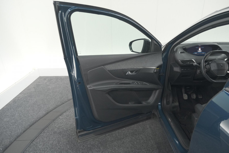 Peugeot 3008 PureTech 130 Allure Pack Business | Camera | Elektrische Kofferklep | Dodehoekdetectie | Apple Carplay