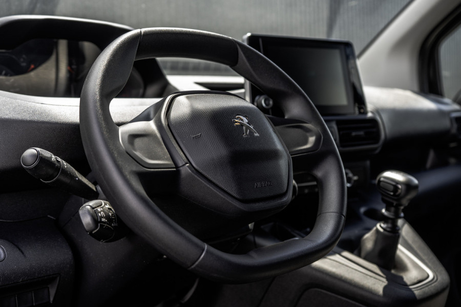 Peugeot Partner 1.5 BlueHDi L2H1 | Navigatie | Cruise | 3-Zits | Airco | PDC | Euro 6