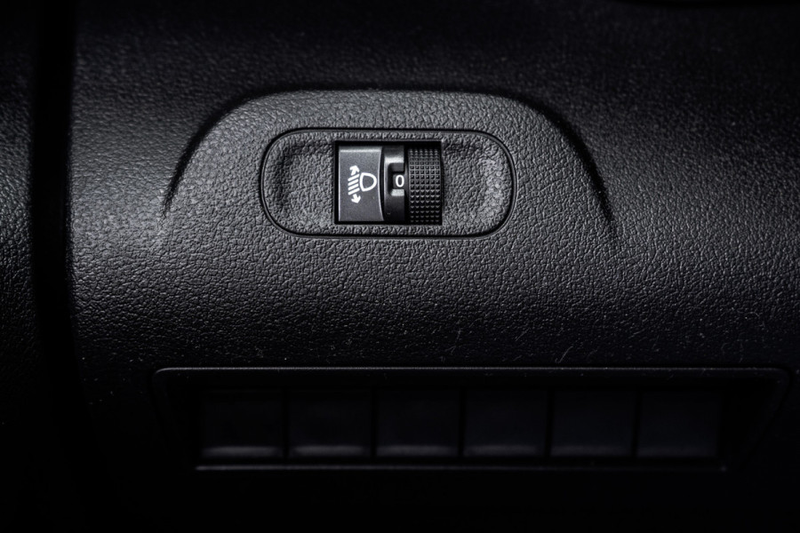 Peugeot Partner 1.5 BlueHDi L2H1 | Navigatie | Cruise | 3-Zits | Airco | PDC | Euro 6