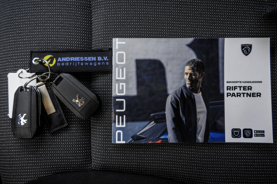 Peugeot Partner 1.5 BlueHDi L2H1 | Navigatie | Cruise | 3-Zits | Airco | PDC | Euro 6