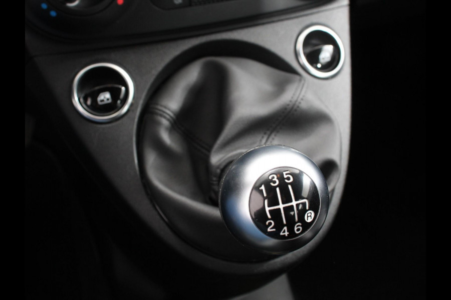 Fiat 500 1.0 69pk Hybrid Connect Navigatie Apple Carplay / Android Auto Cruise Control Airco Lichtmetalen Velgen