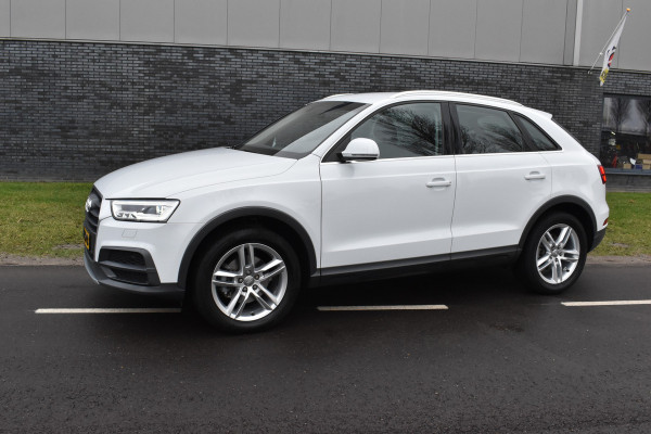 Audi Q3 1.4 TFSI CoD Sport Advance Sport Automaat elec-achterklep Stoelverwarming