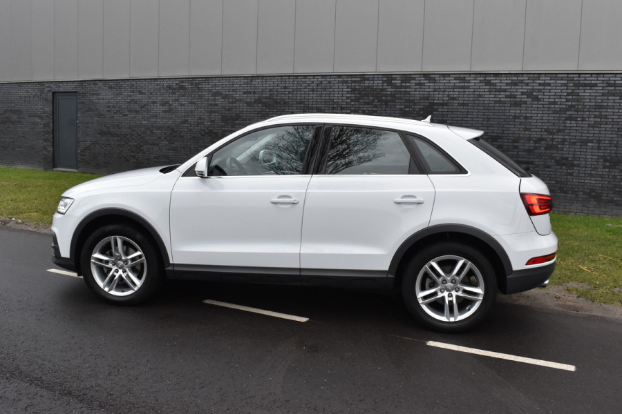 Audi Q3 1.4 TFSI CoD Sport Advance Sport Automaat elec-achterklep Stoelverwarming