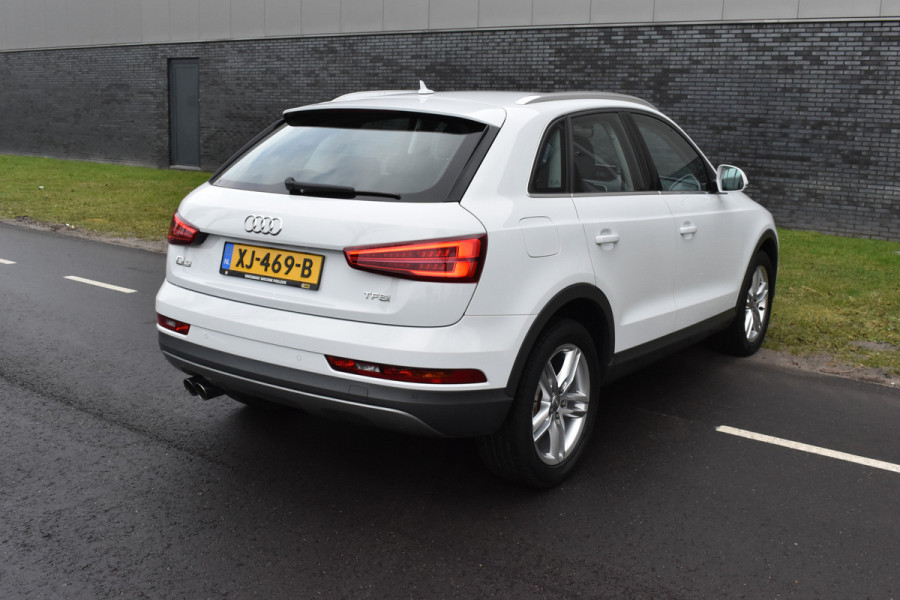 Audi Q3 1.4 TFSI CoD Sport Advance Sport Automaat elec-achterklep Stoelverwarming