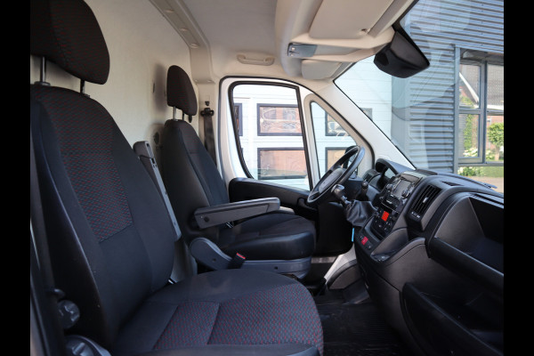 Peugeot Boxer 330 2.2 BlueHDi 141pk Euro 6 L2H2 - Imperiaal - Trekhaak - NAP