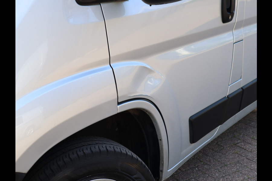 Peugeot Boxer 330 2.2 BlueHDi 141pk Euro 6 L2H2 - Imperiaal - Trekhaak - NAP