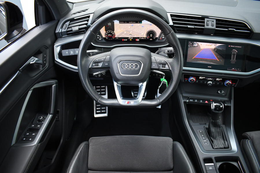 Audi Q3 45 TFSI quattro S-Line Pano Trekh ACC B&O 21inch m-LED Camera
