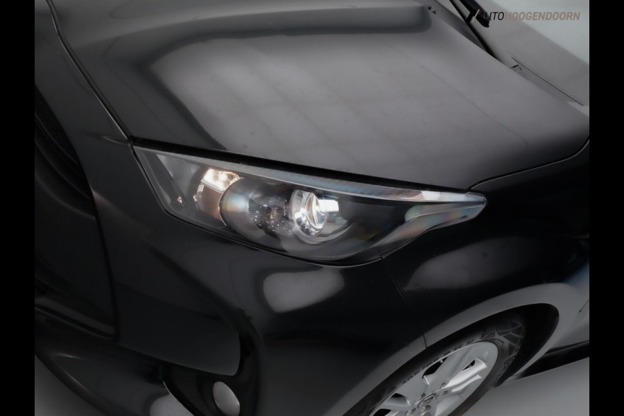 Mazda 2 Hybrid 1.5 Select (APPLE CARPLAY,LED,NAVIGATIE,KEYLESS,CRUISE,CAMERA,STOEL-STUURVERWARMING,LM-VELGEN,TOPCONDITIE)