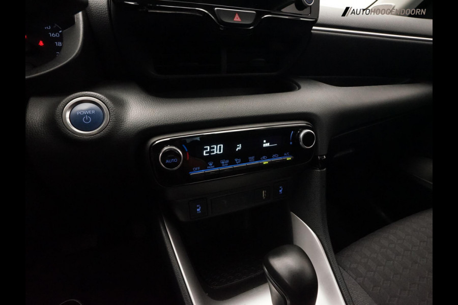 Mazda 2 Hybrid 1.5 Select (APPLE CARPLAY,LED,NAVIGATIE,KEYLESS,CRUISE,CAMERA,STOEL-STUURVERWARMING,LM-VELGEN,TOPCONDITIE)