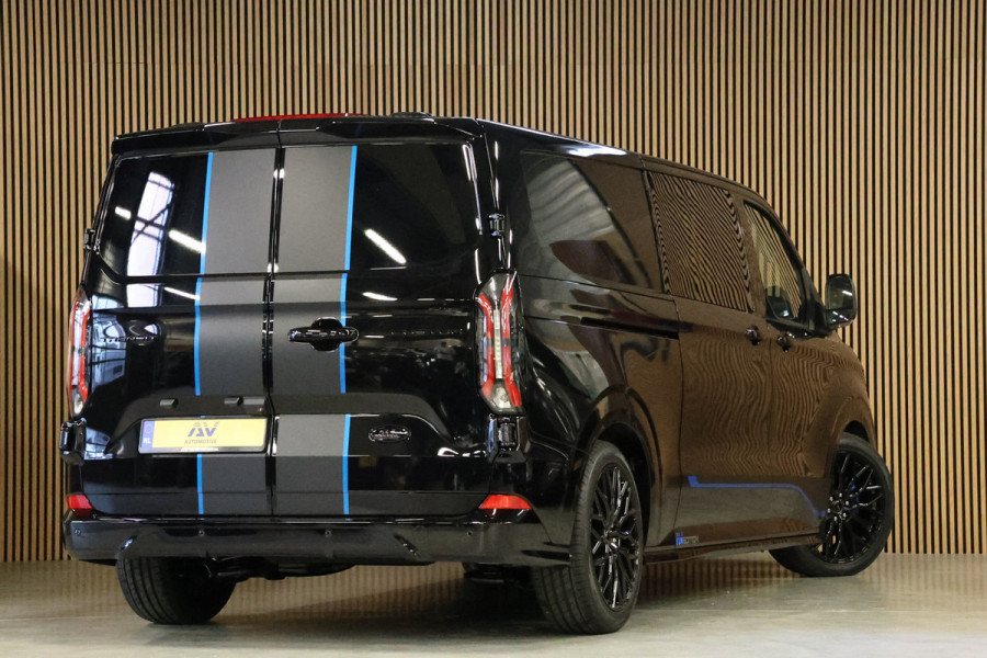 Ford Transit Custom 320 2.0 TDCI L2H1 Sport 170 PK DC | L+R Schuifdeur | Dubbel Cabine | B&O | ACC | Blind Spot | Navigatie | Camera | CarPlay | Lan | Raptor Edition | Trekhaak | 6-Zitter | MODELJAAR 2025 | Verlengde fabrieksgarantie tot 12-2029 | Dubbel Cabine