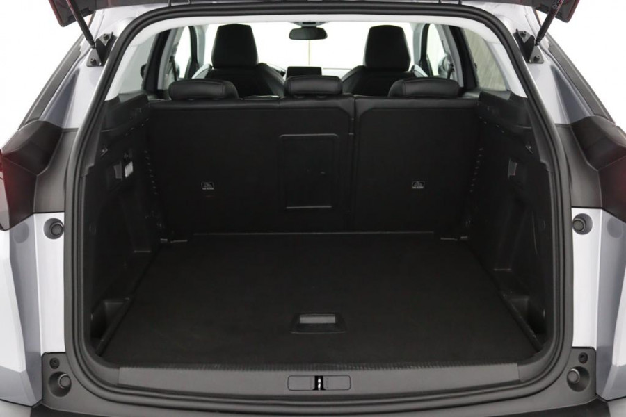 Peugeot 3008 1.2 PureTech*AUTOMAAT*GT CRUISE*HAAK*ECC*NAVI*CAM*