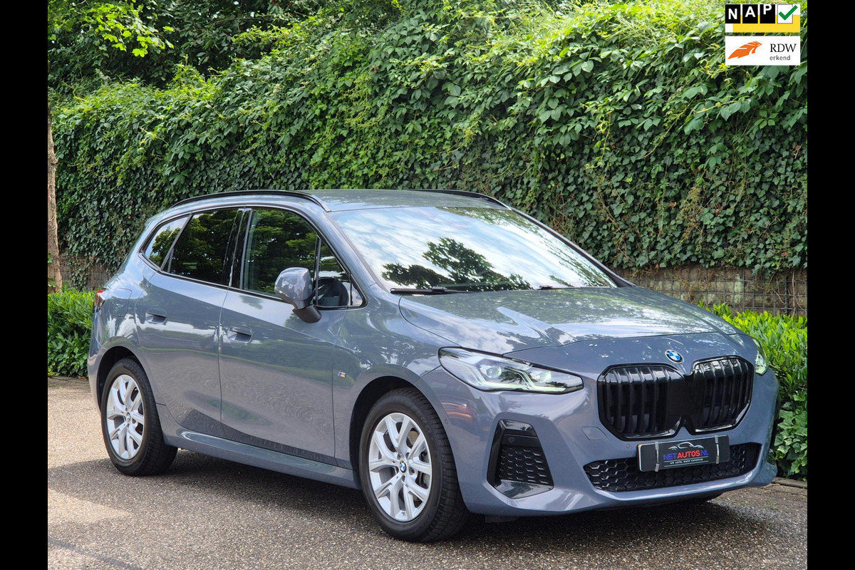 BMW 2 Serie Active Tourer M Sport ACC Line Assist CarPlay Trekhaak Cam H&K Sparkling copper grey Fabriek garantie 2026 BMW 2 Serie Active Tourer M Sport ACC Line Assist CarPlay Trekhaak Cam H&K Sparkling copper grey Fabriek garantie 2026