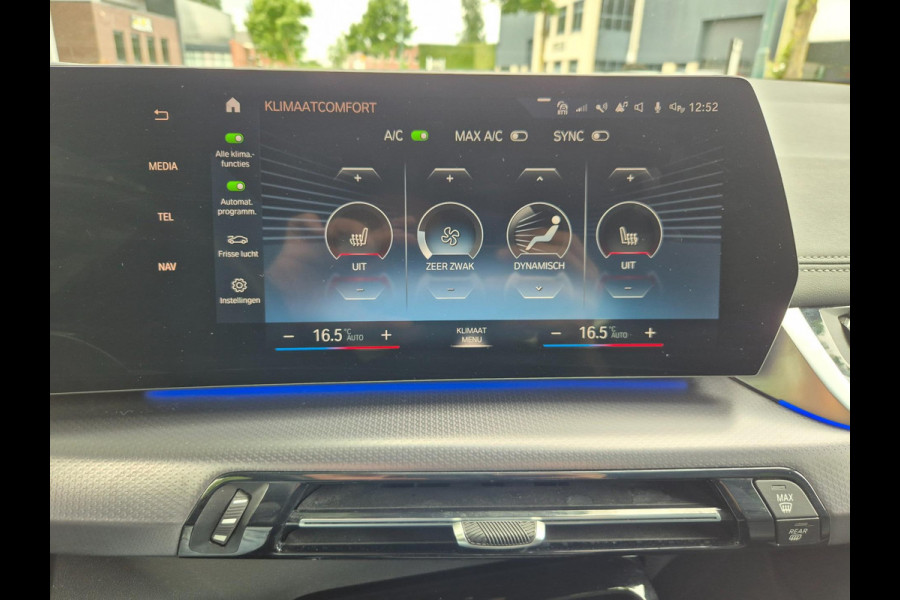 BMW 2 Serie Active Tourer M Sport ACC Line Assist CarPlay Trekhaak Cam H&K Sparkling copper grey Fabriek garantie 2026