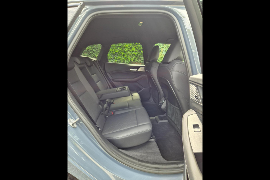 BMW 2 Serie Active Tourer M Sport ACC Line Assist CarPlay Trekhaak Cam H&K Sparkling copper grey Fabriek garantie 2026
