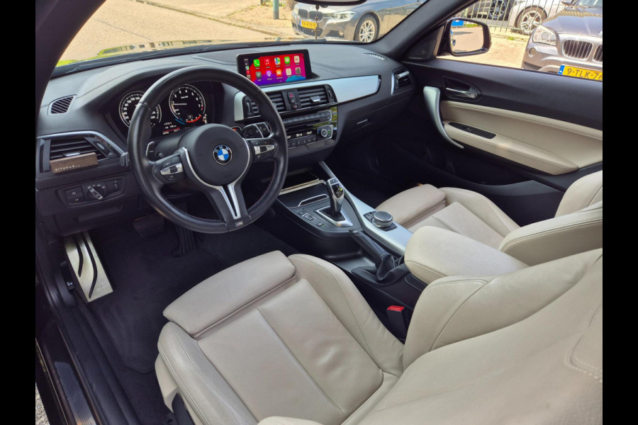 BMW 1-serie 120i High Executive M Pakket Coupe Apple CarPlay Harman & Kardon LED NAP NL