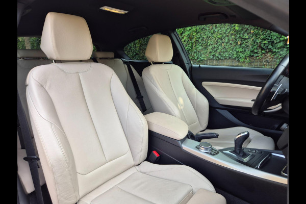 BMW 1-serie 120i High Executive M Pakket Coupe Apple CarPlay Harman & Kardon LED NAP NL