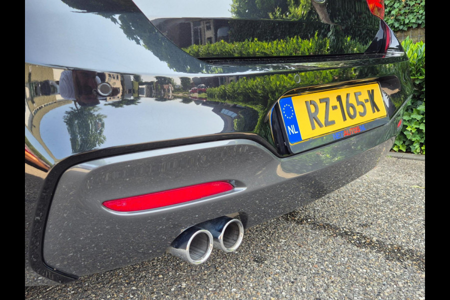BMW 1-serie 120i High Executive M Pakket Coupe Apple CarPlay Harman & Kardon LED NAP NL