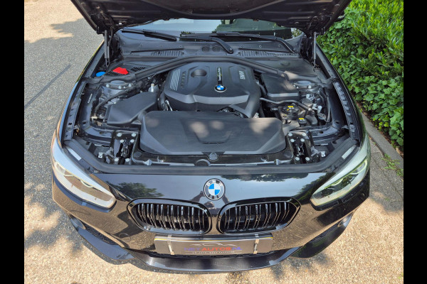 BMW 1-serie 120i High Executive M Pakket Coupe Apple CarPlay Harman & Kardon LED NAP NL