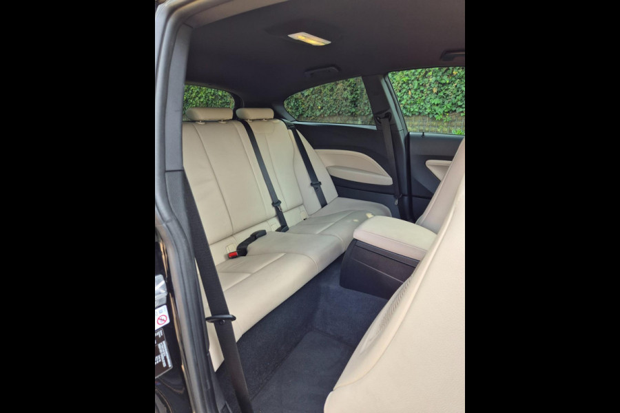 BMW 1-serie 120i High Executive M Pakket Coupe Apple CarPlay Harman & Kardon LED NAP NL