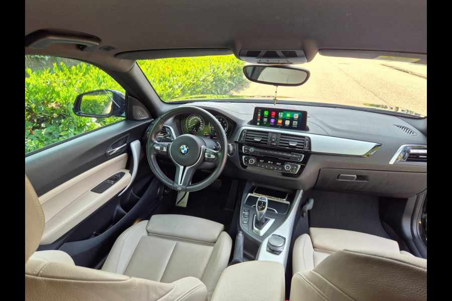 BMW 1-serie 120i High Executive M Pakket Coupe Apple CarPlay Harman & Kardon LED NAP NL