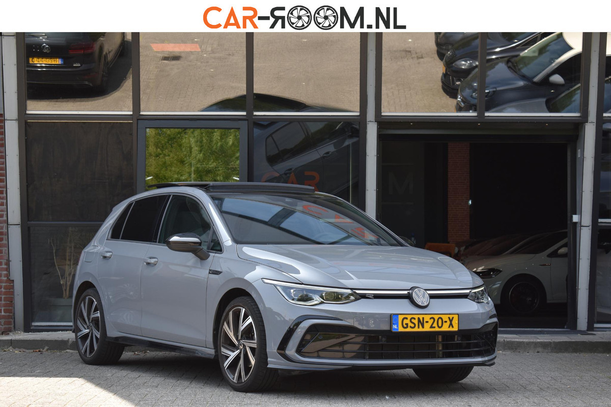 Volkswagen Golf 1.5 eTSI R-Line Pano HUD H&K Lane Camera Volkswagen Golf 1.5 eTSI R-Line Pano HUD H&K Lane Camera