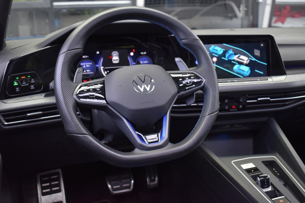 Volkswagen Golf 1.5 eTSI R-Line Pano HUD H&K Lane Camera