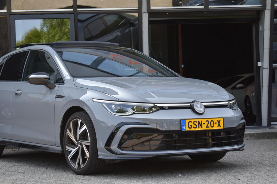 Volkswagen Golf 1.5 eTSI R-Line Pano HUD H&K Lane Camera