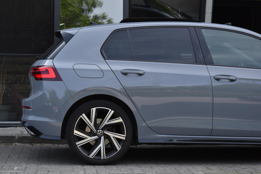 Volkswagen Golf 1.5 eTSI R-Line Pano HUD H&K Lane Camera