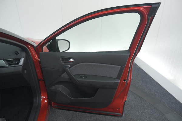 Renault Captur 1.6 E-Tech full hybrid 145 Techno | Advanced Driving | Camera | Dodehoekdetectie | Apple Carplay | 18 Inch Lichtmetalen Velgen