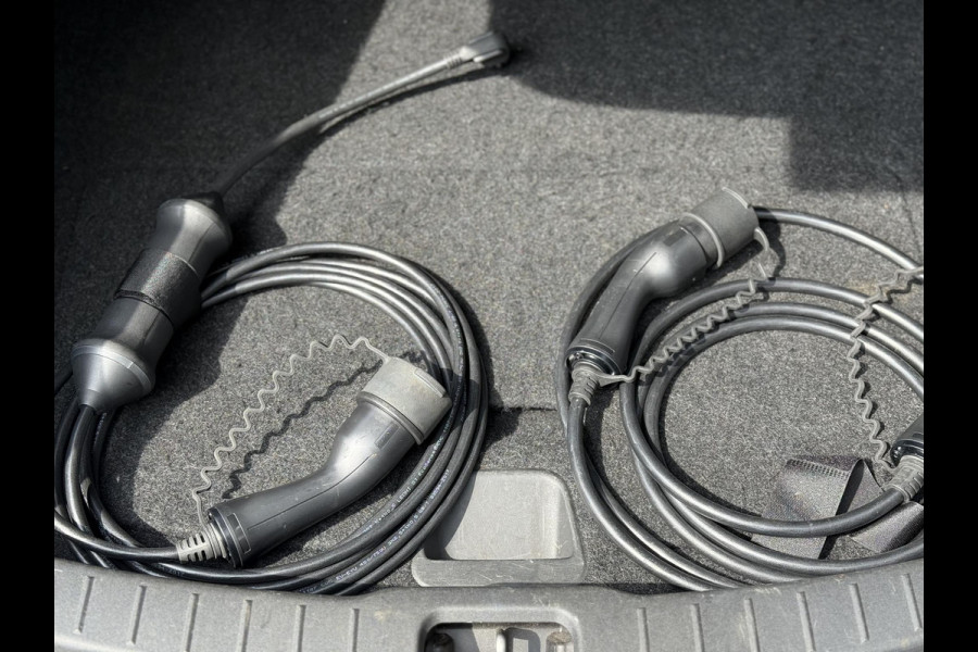 Polestar 2 Aut. Long Range Dual AWD | Trekhaak | Panorama | 360 | Camera | Harman Kardon |