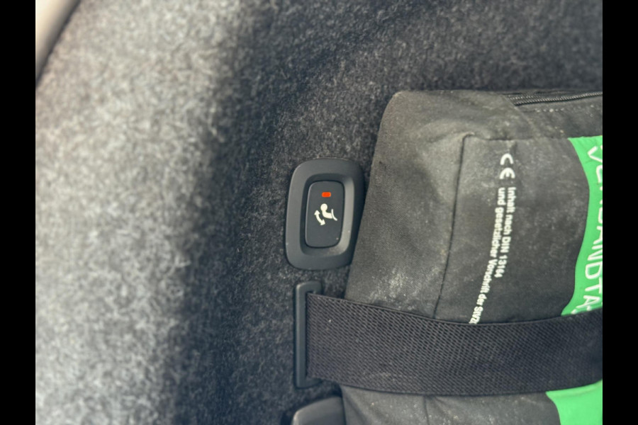 Polestar 2 Aut. Long Range Dual AWD | Trekhaak | Panorama | 360 | Camera | Harman Kardon |