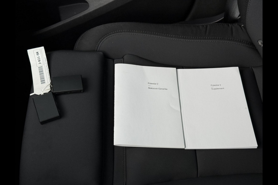 Polestar 2 Aut. Long Range Dual AWD | Trekhaak | Panorama | 360 | Camera | Harman Kardon |