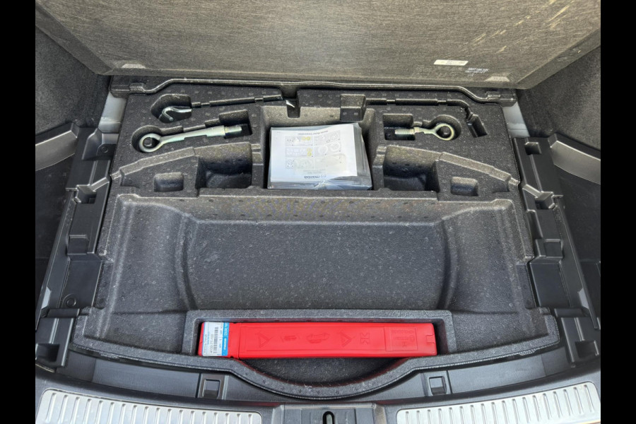 Mazda 6 Led Carplay Adaptive cruise Camera Dodehoek Navigatie Verwarmd stuur en stoelen