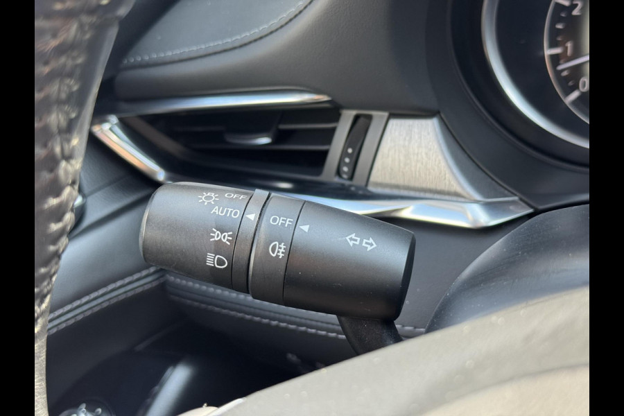 Mazda 6 Led Carplay Adaptive cruise Camera Dodehoek Navigatie Verwarmd stuur en stoelen