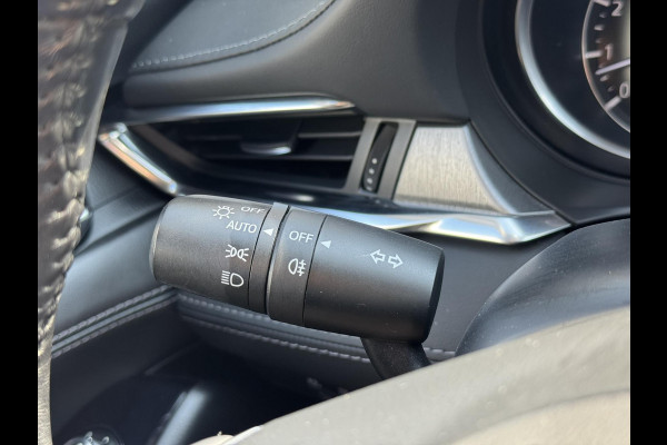 Mazda 6 Led Carplay Adaptive cruise Camera Dodehoek Navigatie Verwarmd stuur en stoelen