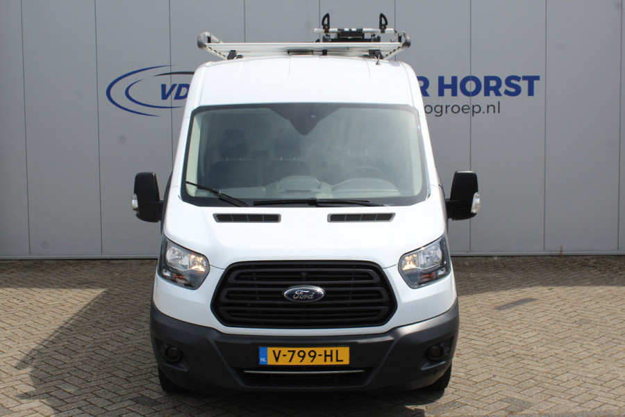 Ford Transit 290 2.0-105pk TDCI L2H2 Ambiente. Compleet ingerichte Ford Transit ! Camera, pdc v+a, airco, ladder achterd., opstaptrede met trekhaak, imperiaal met ladder, omvormer naar 220V, etc etc.