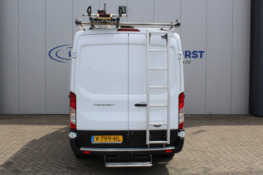 Ford Transit 290 2.0-105pk TDCI L2H2 Ambiente. Compleet ingerichte Ford Transit ! Camera, pdc v+a, airco, ladder achterd., opstaptrede met trekhaak, imperiaal met ladder, omvormer naar 220V, etc etc.