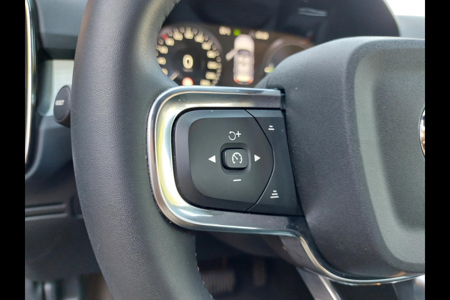 Volvo XC40 1.5 T4 Plug-in hybrid Core Bright | WinterPack | Camera | 24 maanden garantie