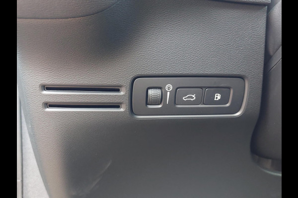 Volvo XC40 1.5 T4 Plug-in hybrid Core Bright | WinterPack | Camera | 24 maanden garantie