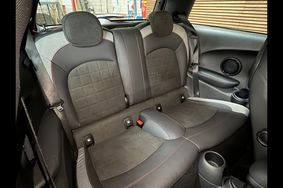 MINI Mini 1.5 Automaat Cooper John Cooper Works Trim | Black Edition | Sportstoelen | LED