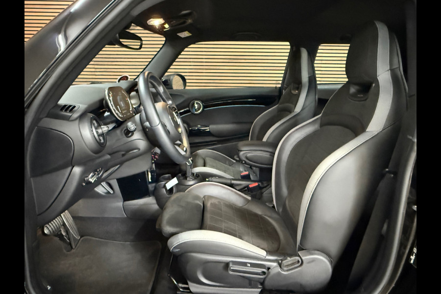 MINI Mini 1.5 Automaat Cooper John Cooper Works Trim | Black Edition | Sportstoelen | LED
