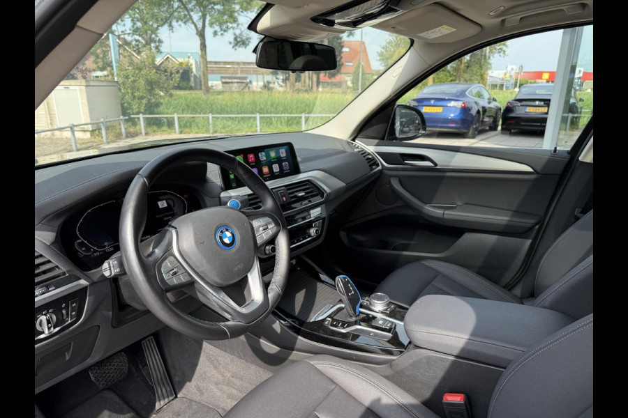 BMW iX3 AUT. Executive 80 kWh | Live Cockpit | Panorama | Leder | ACC |