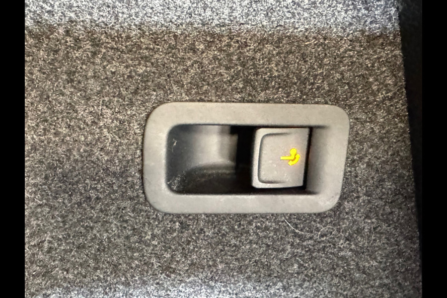Seat Ateca 1.4 EcoTSI FR Business Intense AUT. TREKHAAK LEDER APPLE CARPLAY NAVIGATIE CAMERA CRUISE PDC KEYLESS-GO VIRTUAL COCKPIT