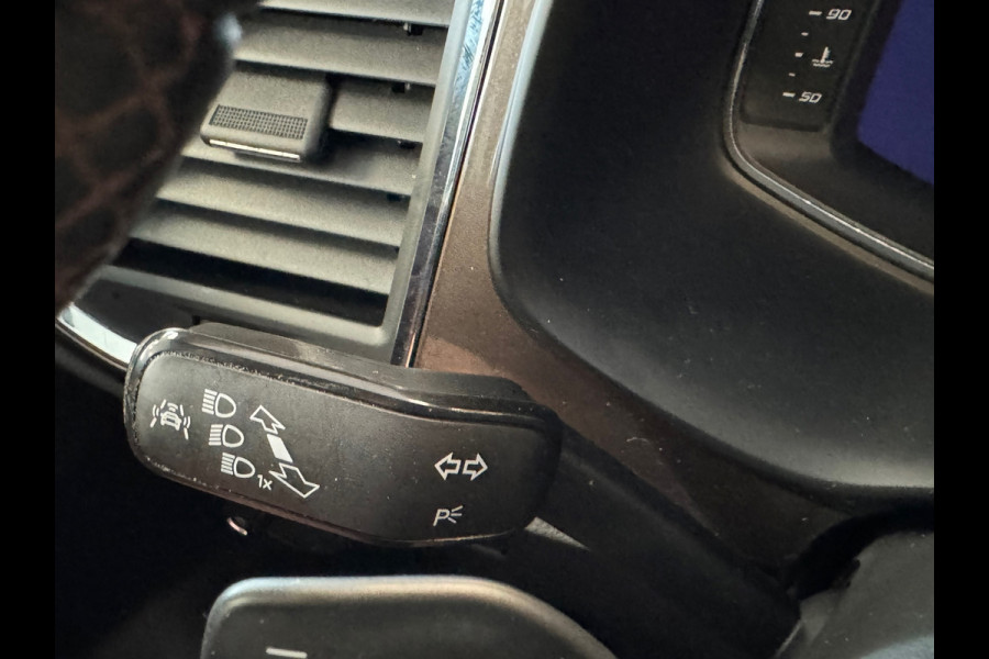 Seat Ateca 1.4 EcoTSI FR Business Intense AUT. TREKHAAK LEDER APPLE CARPLAY NAVIGATIE CAMERA CRUISE PDC KEYLESS-GO VIRTUAL COCKPIT