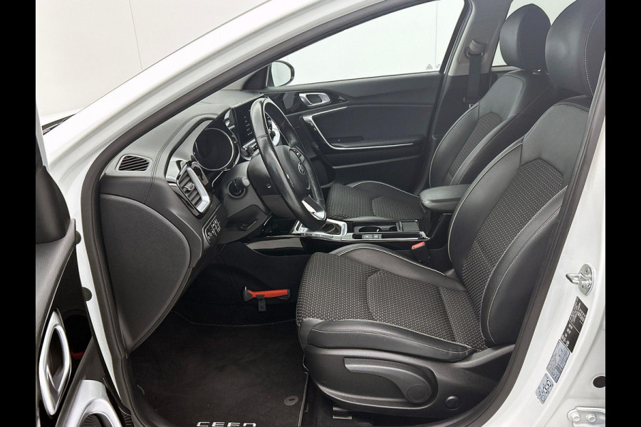 Kia Ceed Sportswagon 1.4 T-GDi DynamicPlusLine | 140PK | CARPLAY | TrekH | StoelV | StuurV | Lane ass | Acht cam | DealerOnderH |